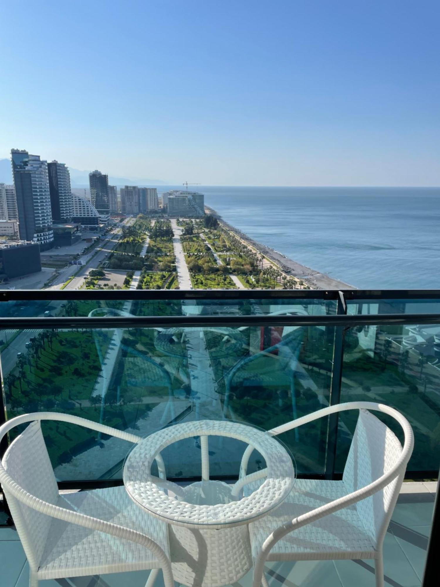 Sea View Apartments Orbi Beach Tower Batumi Exterior foto